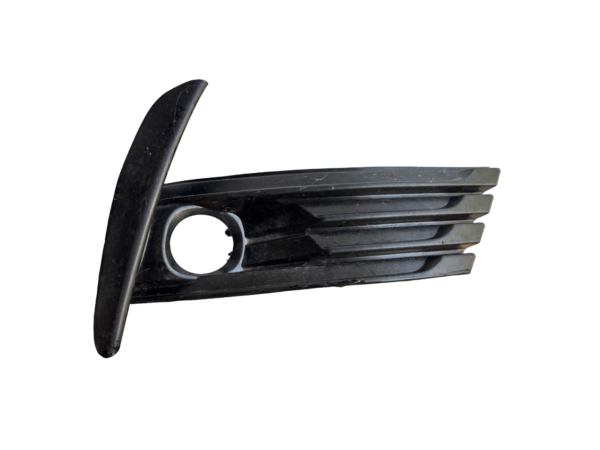 Moldura Faro Auxiliar Toyota Corolla 2016/20 Original (Usado)