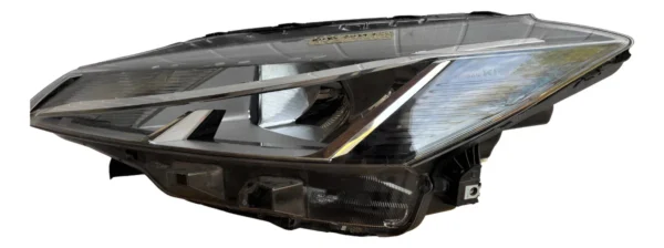 Semióptica Izquierda Nissan Kicks Led 2021-2021 (Usado)