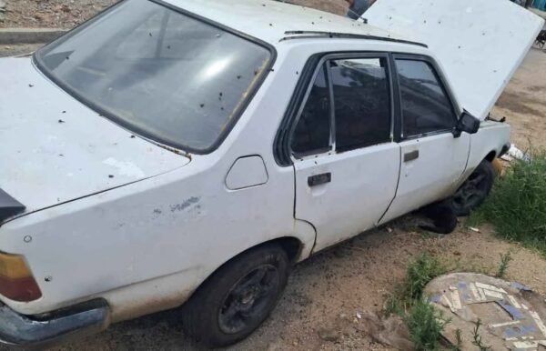 Repuestos de Renault 18 Diesel por PARTES / REPUESTOS