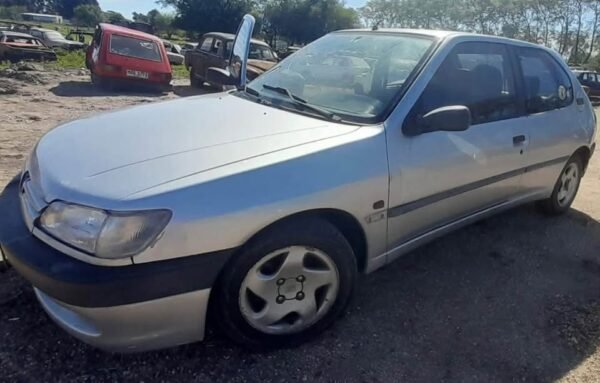 Repuestos de Peugeot 306 por PARTES / REPUESTOS