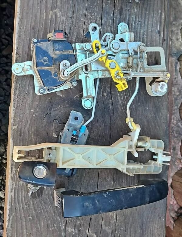 Cerradura completa con manija Hyundai H1 ORIGINAL PUERTA TRASERA