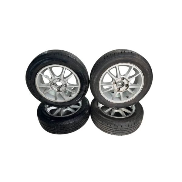 Juego de llantas r15 cubiertas nuevas Chery Fulwin